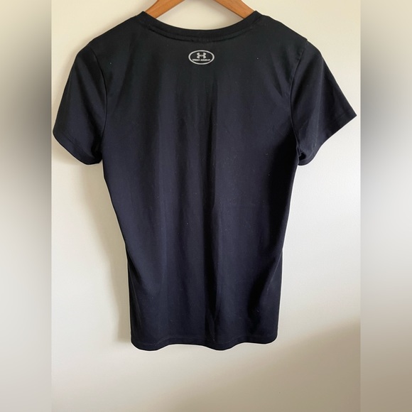 Black Under Armour workout top - Picture 2 of 2